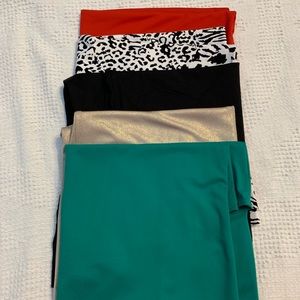 Chico’s Tank Tops size 2 Medium NWT